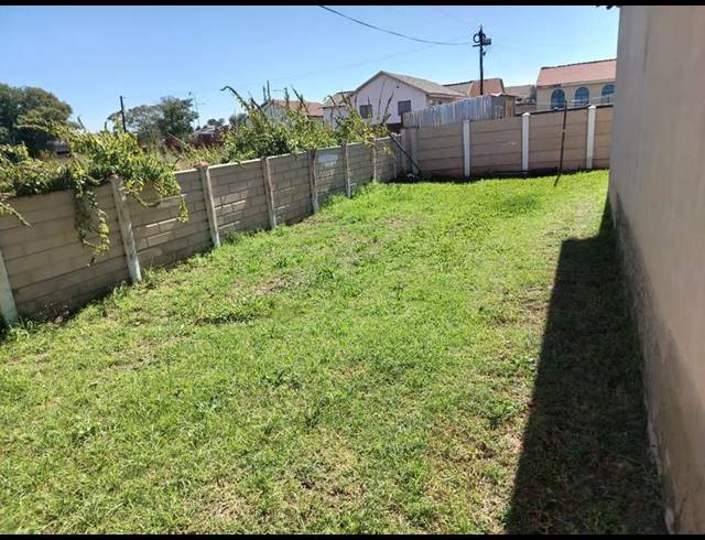 4 BEDROOM HOUSE FOR SALE IN LENASIA SOUTH